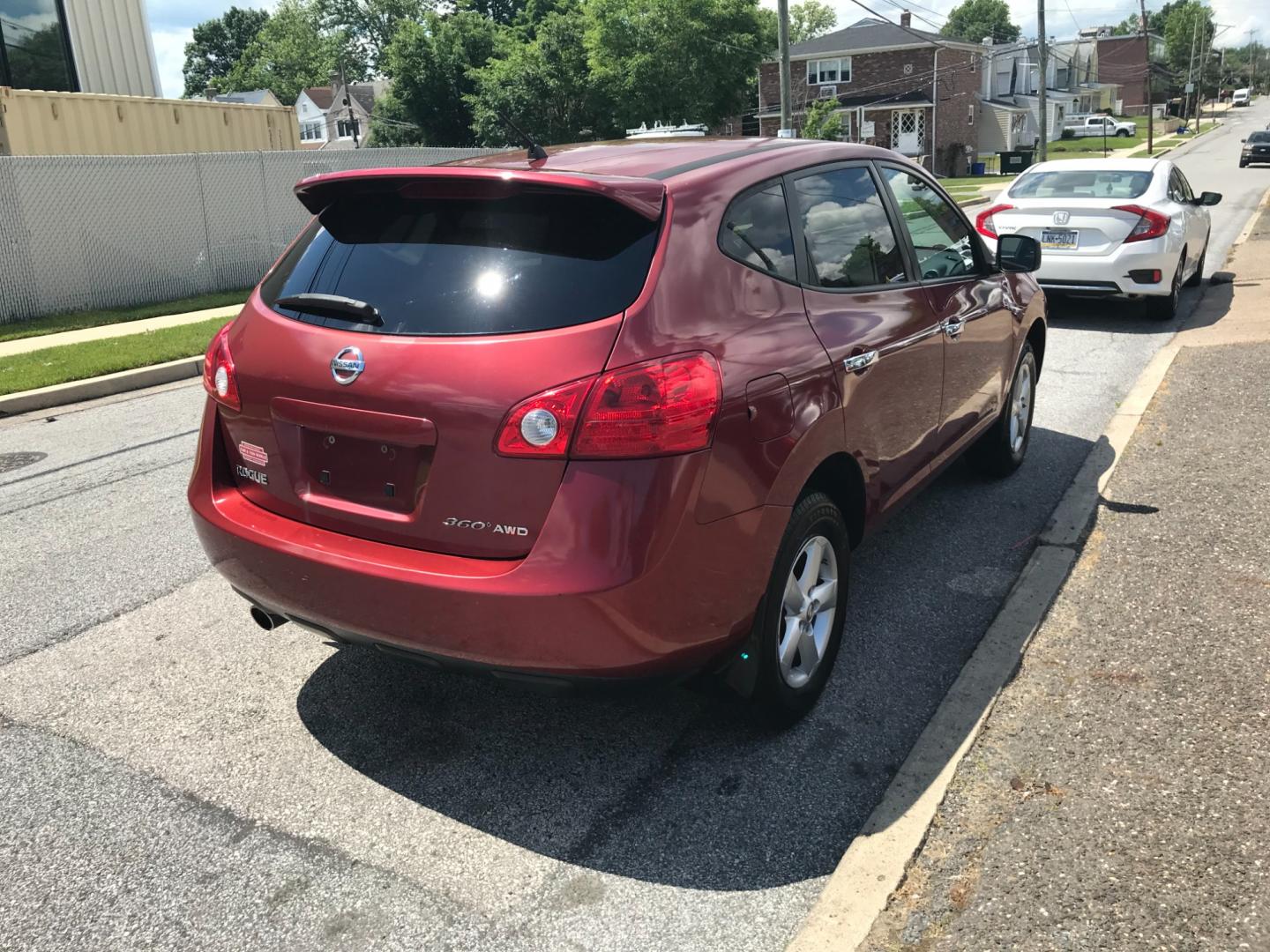 2010 Red /Gray Nissan Rogue S (JN8AS5MV0AW) with an 2.5 V4 engine, Automatic transmission, located at 577 Chester Pike, Prospect Park, PA, 19076, (610) 237-1015, 39.886154, -75.302338 - Photo#4